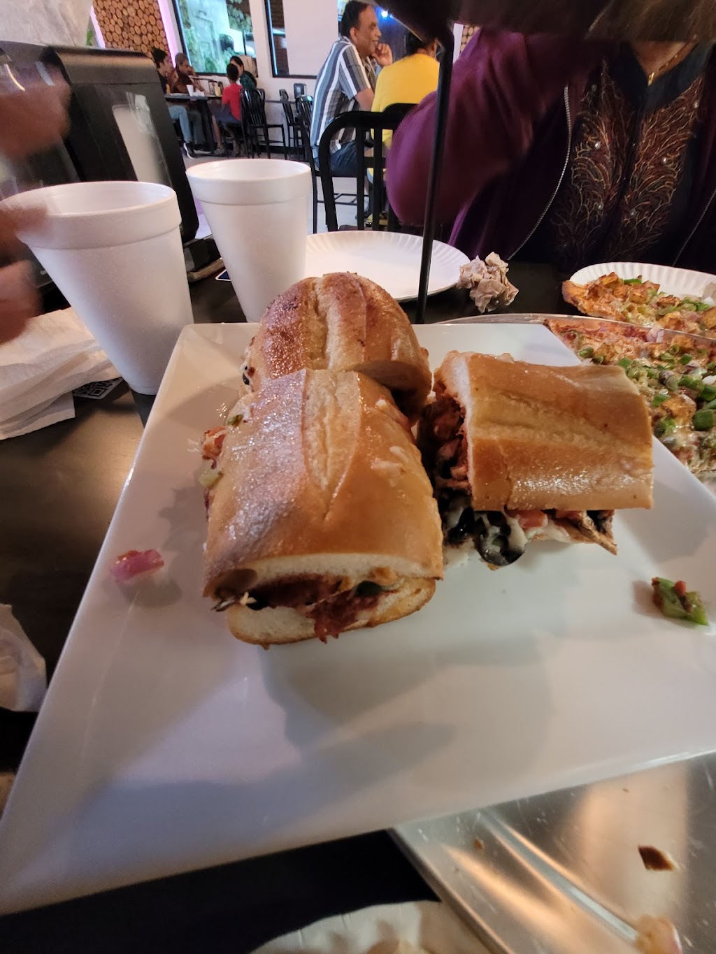 Bombay Curry Pizza | restaurant | 1477 Oak Tree Rd, Iselin, NJ 08830, USA | 7323794798 OR +1 732-379-4798