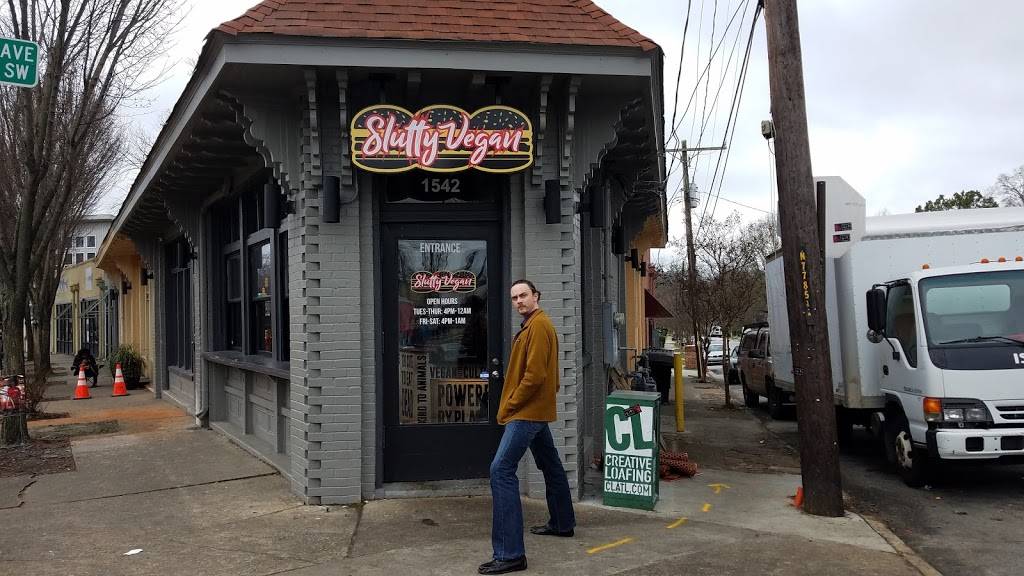 SluttyVegan ATL | restaurant | 1542 Ralph David Abernathy Blvd SW, Atlanta, GA 30310, USA | 6787323525 OR +1 678-732-3525