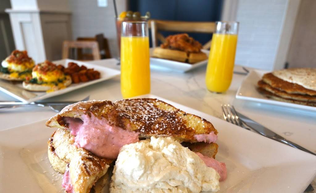 Panos On Elmwood | restaurant | 1081 Elmwood Ave, Buffalo, NY 14222, USA | 7168869081 OR +1 716-886-9081