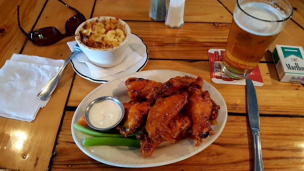 Hickory BBQ & Smokehouse | restaurant | 743 NY-28, Kingston, NY 12401, USA | 8453382424 OR +1 845-338-2424