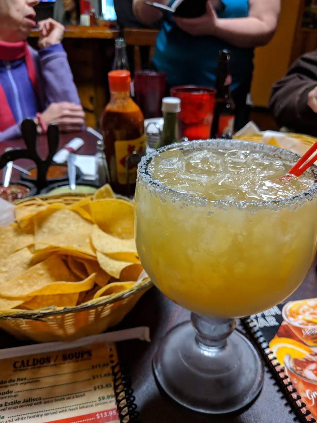 Plaza Garibaldi Authentic Mexican Restaurant Bar and Grill | restaurant | 2675 Dixie Hwy, Waterford Twp, MI 48328, USA | 2484814091 OR +1 248-481-4091