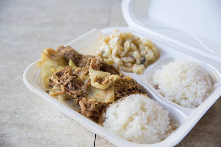 Noble House Hawaiian Foods | restaurant | 3031 E Central Ave, Wichita, KS 67214, USA | 3163515596 OR +1 316-351-5596