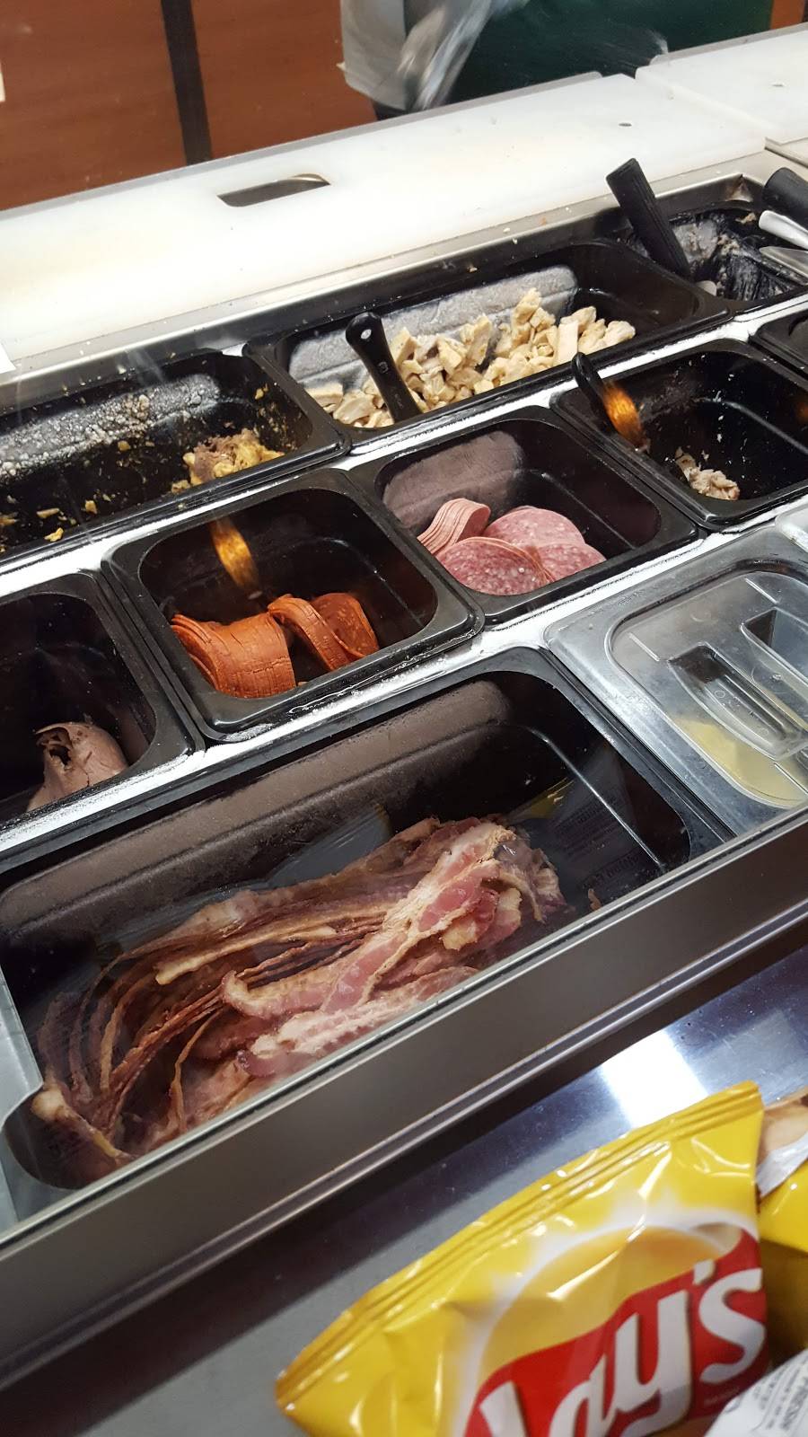 Subway | restaurant | 98 Stoneridge Dr N, Ruckersville, VA 22968, USA | 4349857575 OR +1 434-985-7575