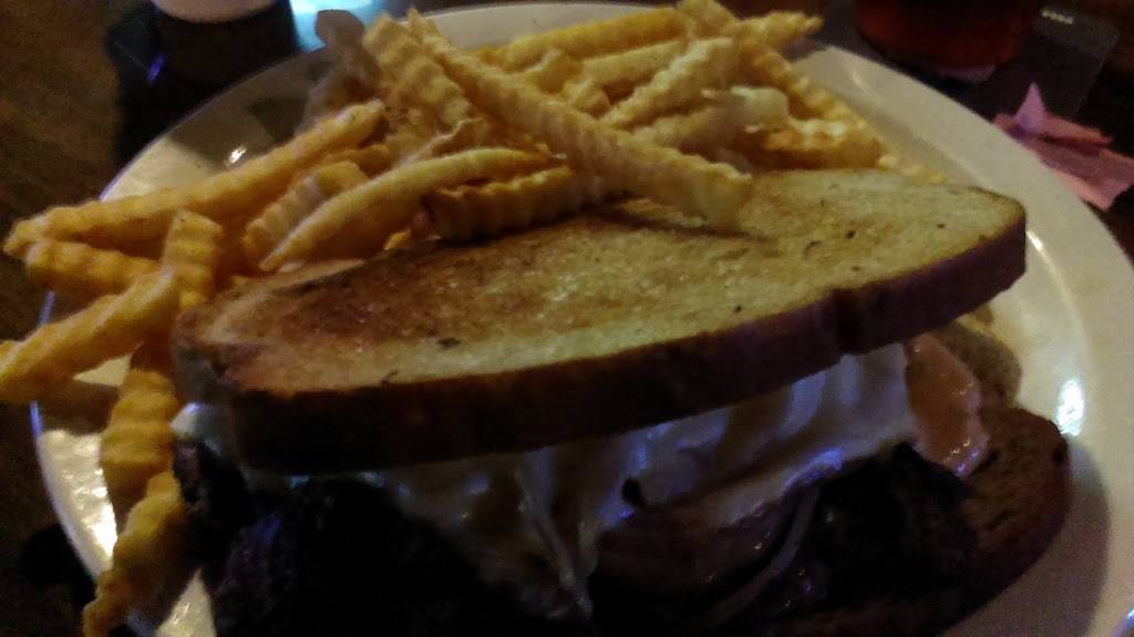 Winchesters Restaurant | restaurant | 2714 Country Club Blvd C, Stockton, CA 95204, USA | 2094671626 OR +1 209-467-1626