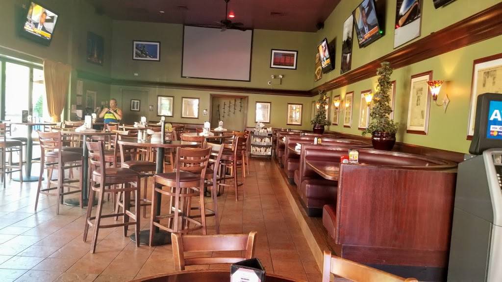 Vines On Clark | restaurant | 3554 N Clark St, Chicago, IL 60657, USA | 7733278572 OR +1 773-327-8572