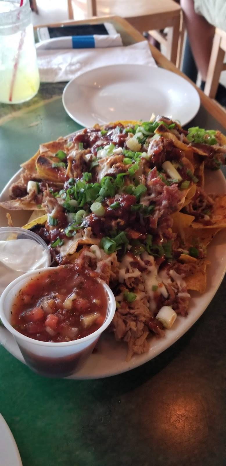 Spikes Beach Grill | restaurant | 310 Eastlake Dr, Warsaw, IN 46580, USA | 5743723224 OR +1 574-372-3224