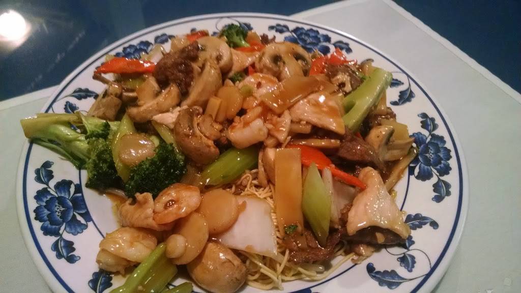 Jumbo | Restaurant & Lounge | night club | 4427 SE Johnson Creek Blvd, Portland, OR 97222, USA | 5037756739 OR +1 503-775-6739