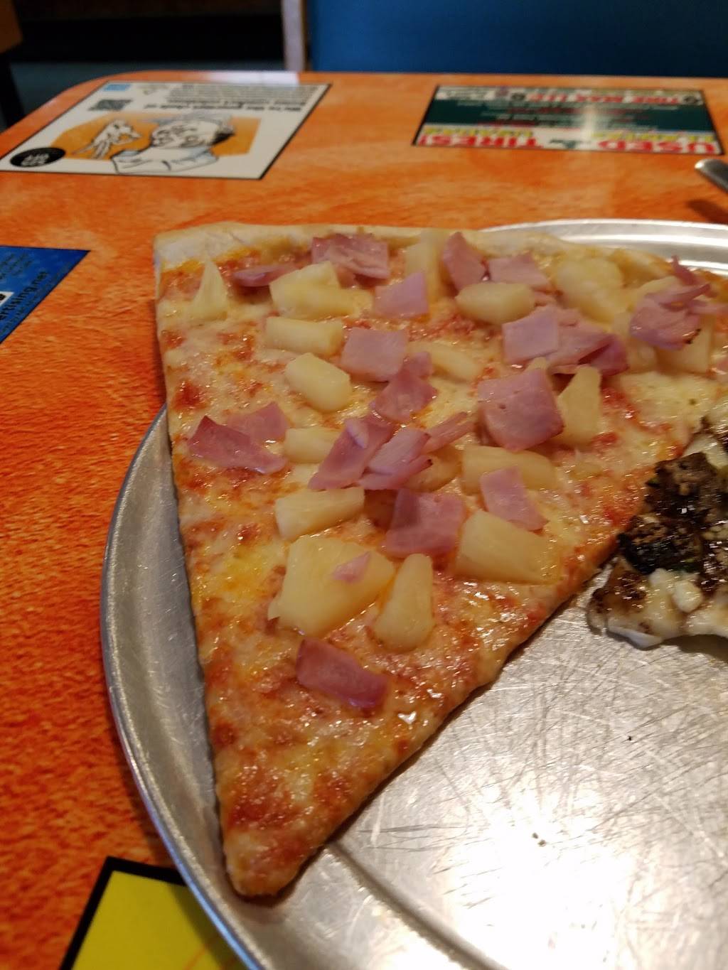 Pizza Blitz | restaurant | 2060 Yellow Springs Rd, Frederick, MD 21702, USA | 3016689966 OR +1 301-668-9966