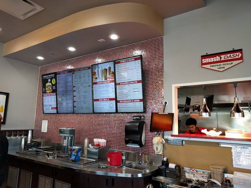 Smashburger | restaurant | 703-3 E Bidwell St Suite 703-3, Folsom, CA 95630, USA | 9169844900 OR +1 916-984-4900