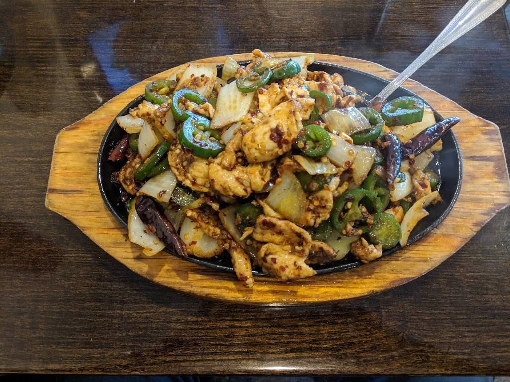 Sichuan Chili | restaurant | 10400 Reading Rd #205b, Cincinnati, OH 45241, USA | 5133767223 OR +1 513-376-7223