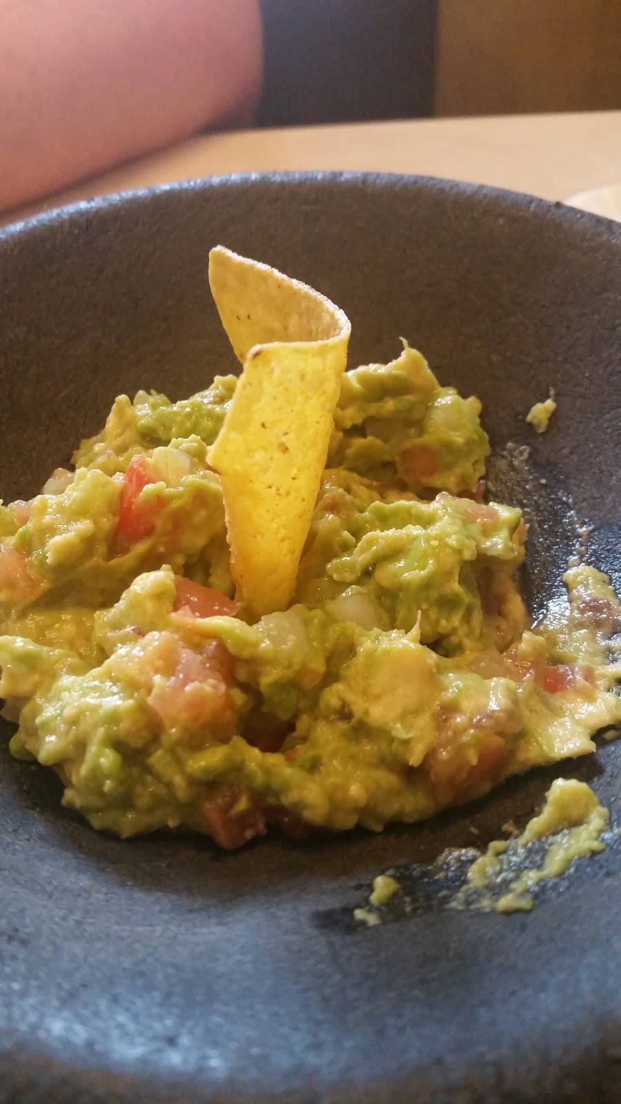 El Ranchito | restaurant | 227 N Church Ave, Henderson, TN 38340, USA | 7319897373 OR +1 731-989-7373