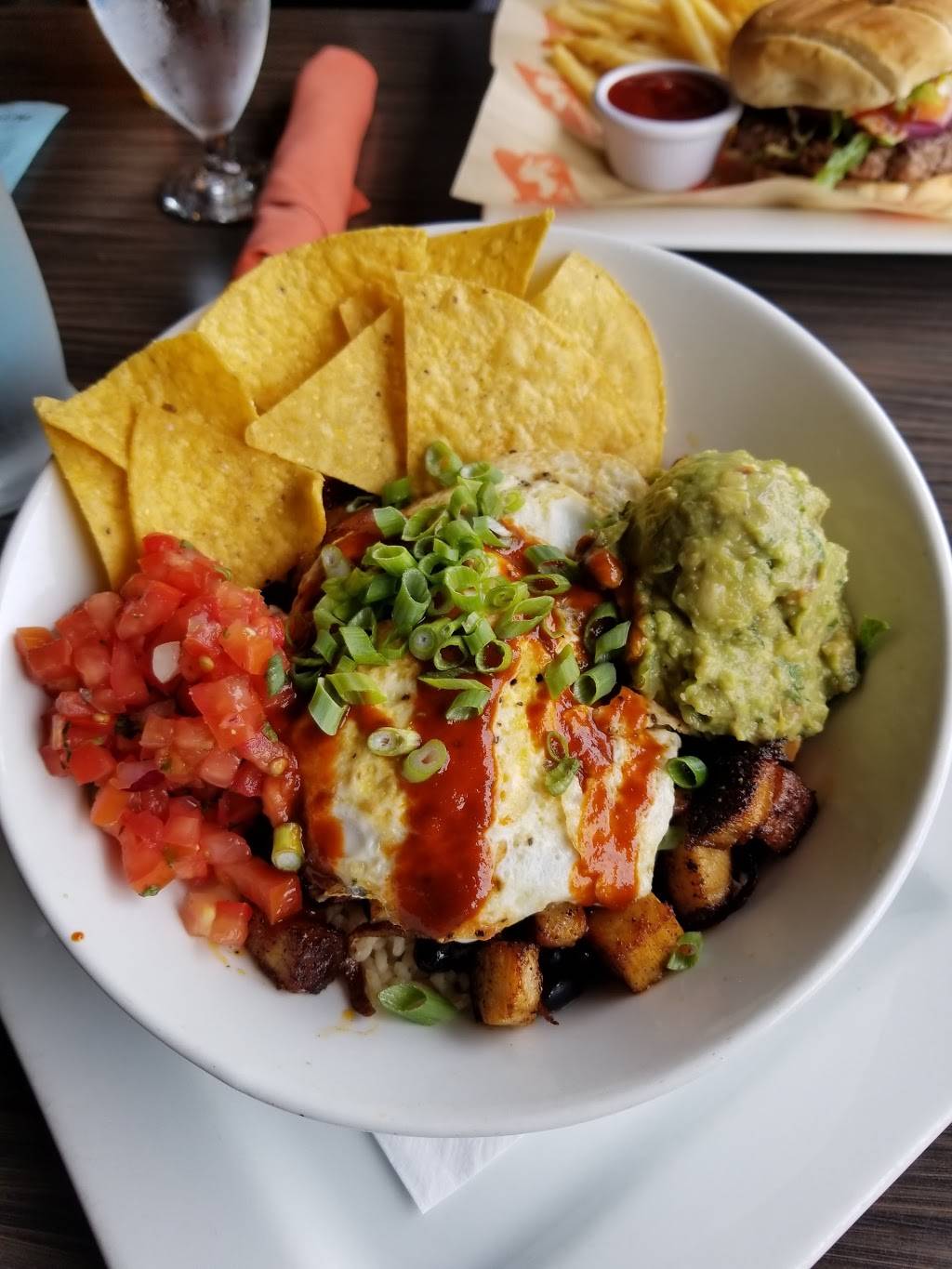 Ventis Cafe + Taphouse | night club | 2840 Commercial St SE, Salem, OR 97302, USA | 5033915100 OR +1 503-391-5100