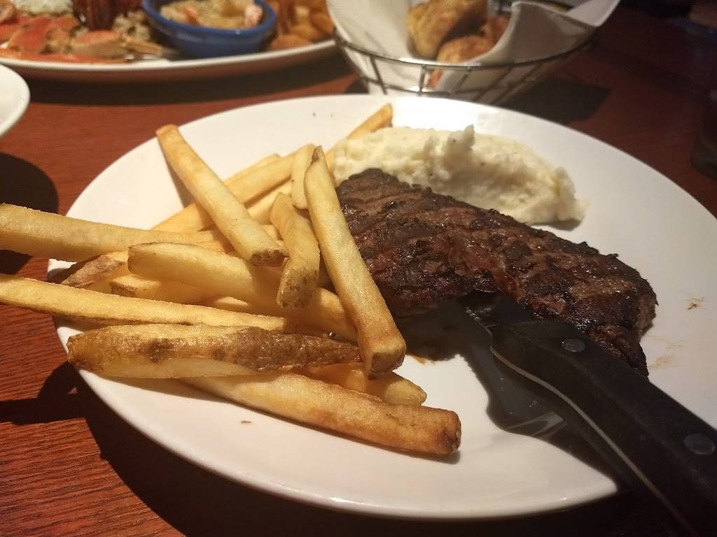 Red Lobster | restaurant | 1900 S Reed Rd, Kokomo, IN 46902, USA | 7654563831 OR +1 765-456-3831