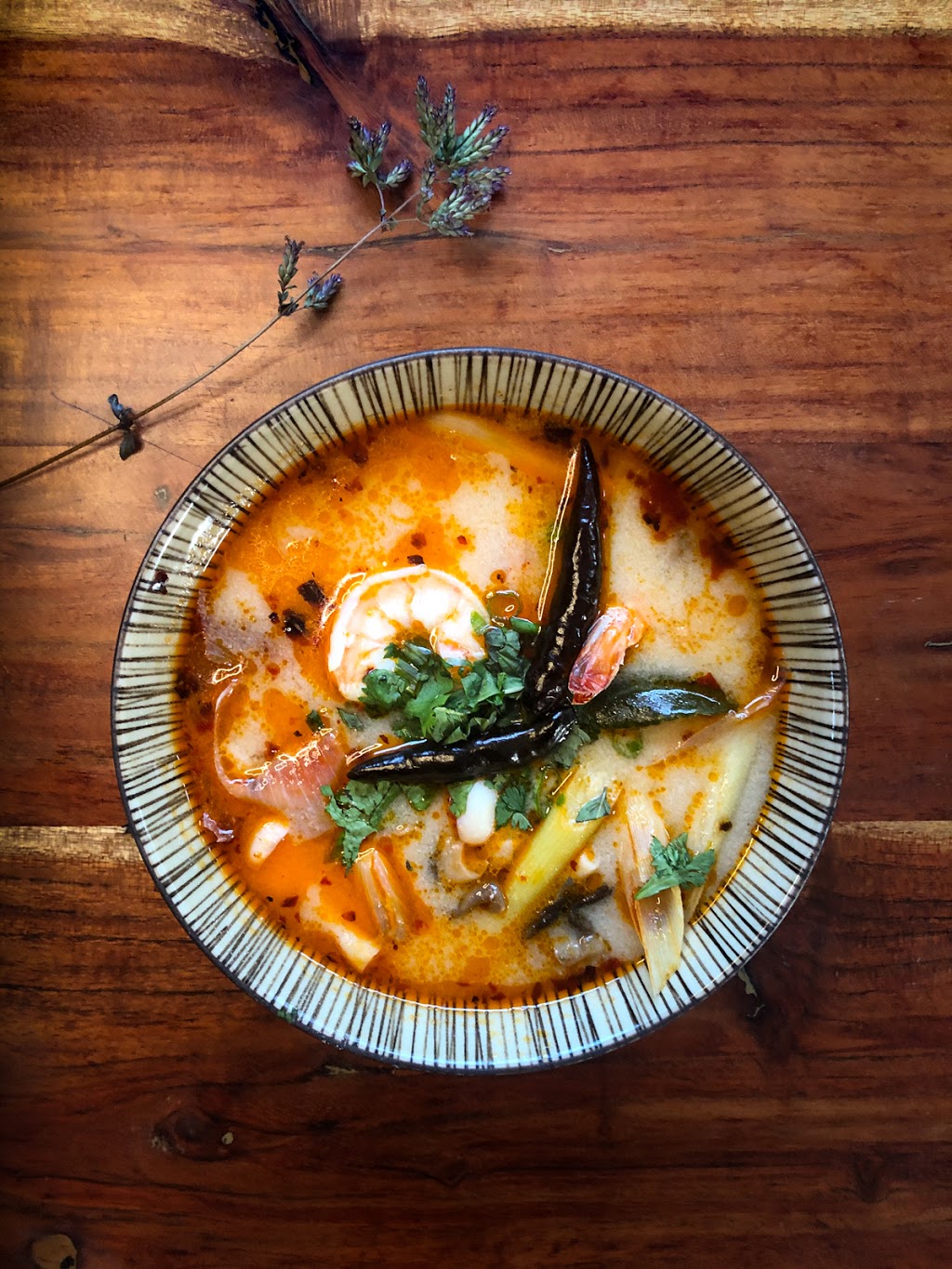 Mysterious Garden Thai | restaurant | 90 Charter Oak Ave, San Francisco, CA 94124, USA | 4152128994 OR +1 415-212-8994