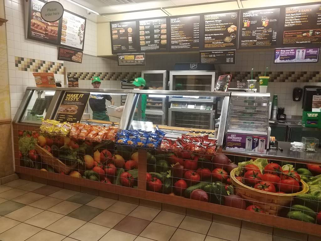 Subway | restaurant | 7110 Avenida Encinas Suite 100 Poinsettia Villlage, Carlsbad, CA 92011, USA | 7604769907 OR +1 760-476-9907