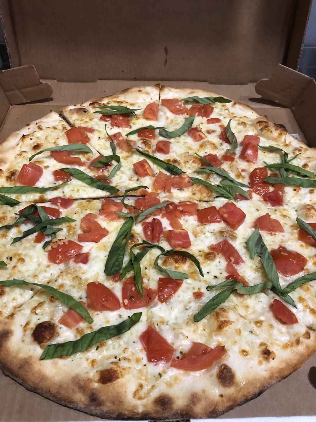 Michaels Pizzeria | meal delivery | 1645 SE 3rd Ct, Deerfield Beach, FL 33441, USA | 9544261515 OR +1 954-426-1515