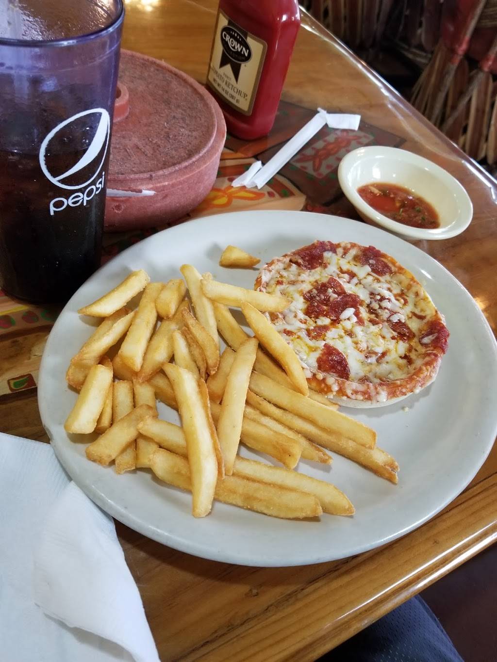 Don Chavas Mexican Grill | restaurant | 1234 N Wells St, Fort Wayne, IN 46808, USA | 2604236677 OR +1 260-423-6677