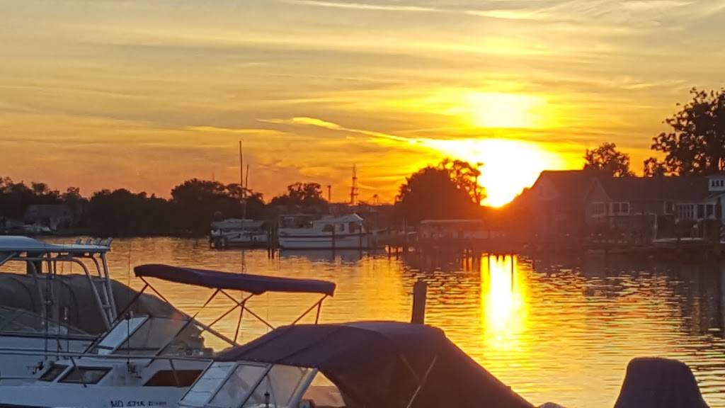 Stoutens Bear Creek Marina LLC | meal takeaway | 817 Wise Ave, Dundalk, MD 21222, USA | 4104772288 OR +1 410-477-2288