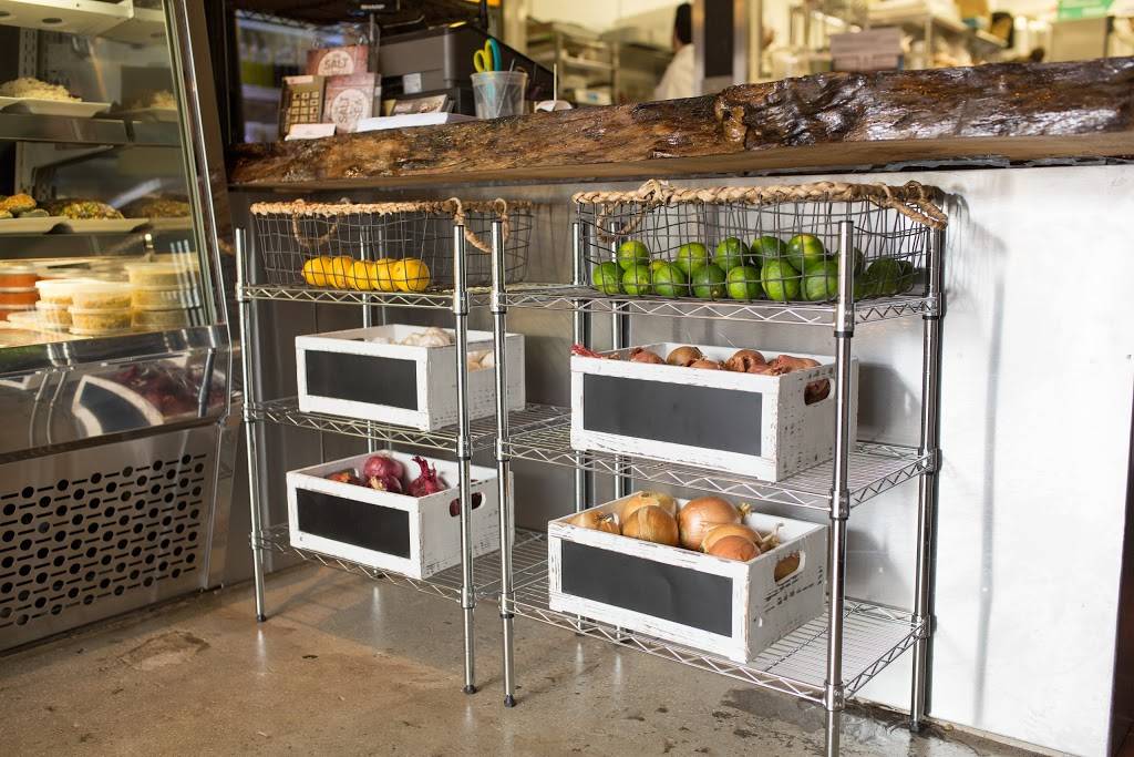 The Reel Kitchen | restaurant | 112 Main St, Kings Park, NY 11754, USA | 6314604175 OR +1 631-460-4175