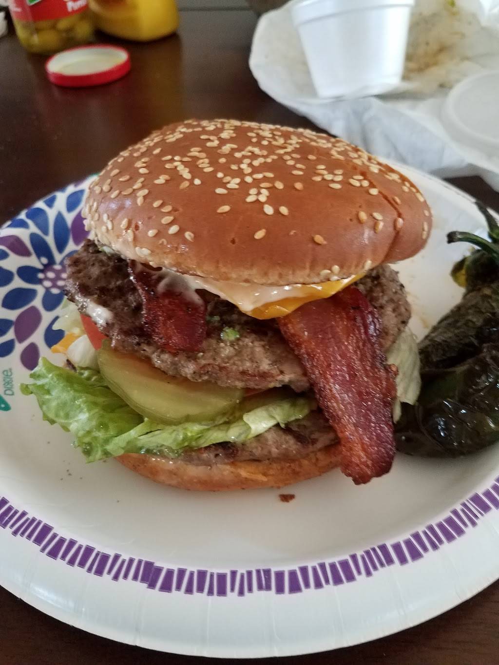 Andys Burgers | restaurant | 4603 Riverside Dr, Chino, CA 91710, USA | 9096282103 OR +1 909-628-2103