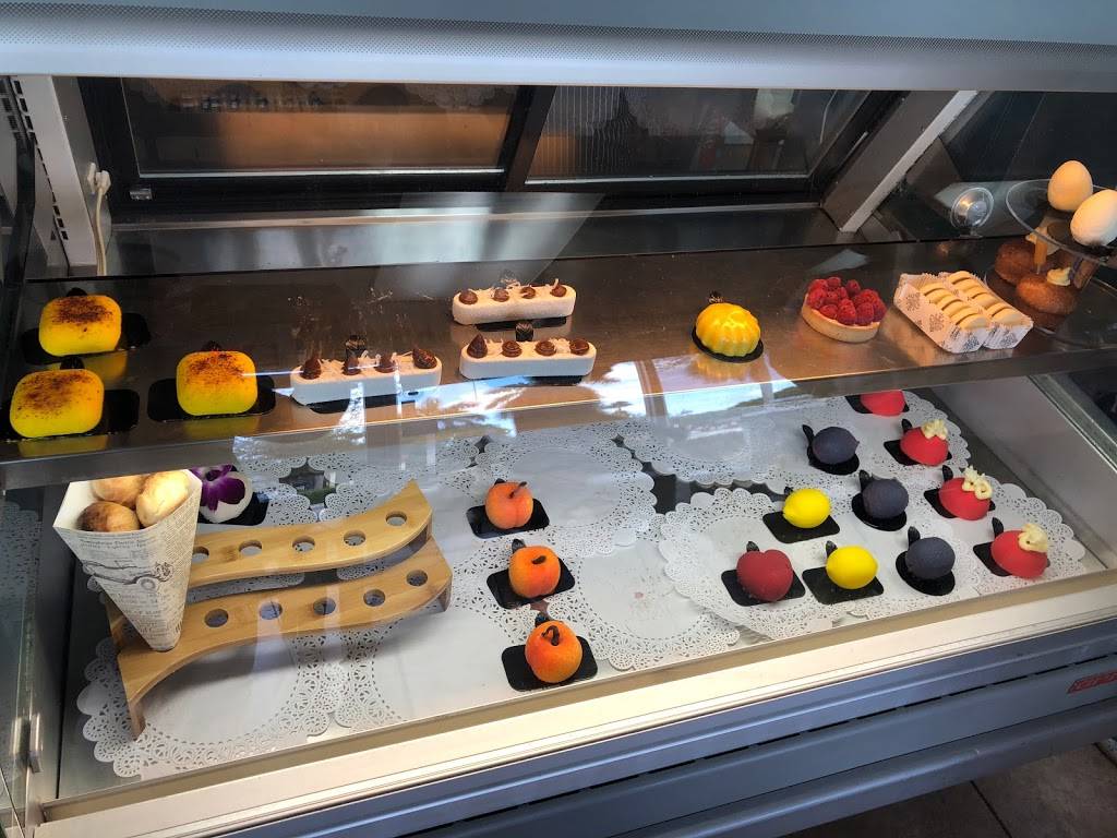 Valentina Bakery & Bistro | bakery | 201 Park Blvd, Miami, FL 33126, USA | 7863605350 OR +1 786-360-5350