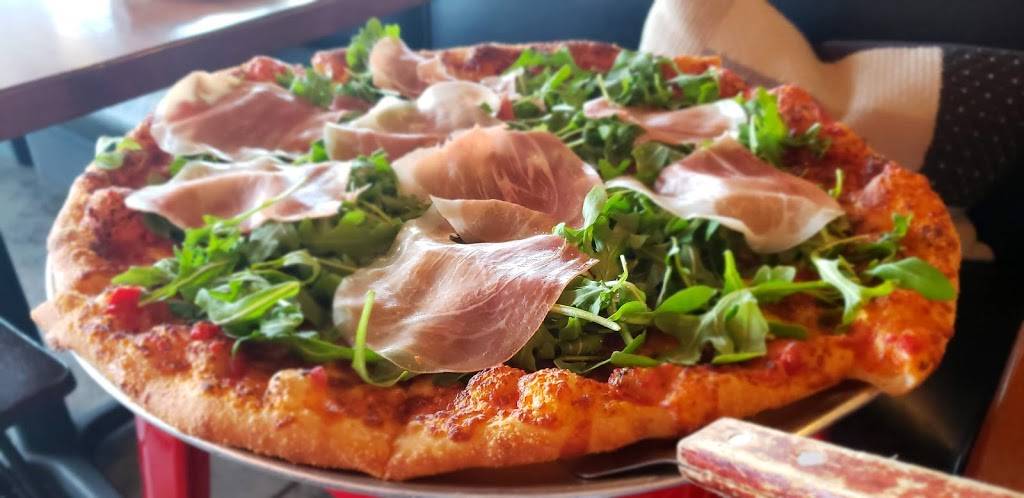 Luna Pizzeria | restaurant | 7705 Westheimer Rd Ste 200, Houston, TX 77063, USA | 2819741818 OR +1 281-974-1818