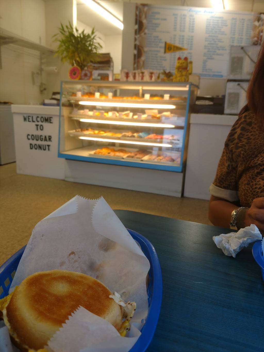 Cougar Donuts | restaurant | 10412 China Spring Rd, Waco, TX 76708, USA | 2548364434 OR +1 254-836-4434