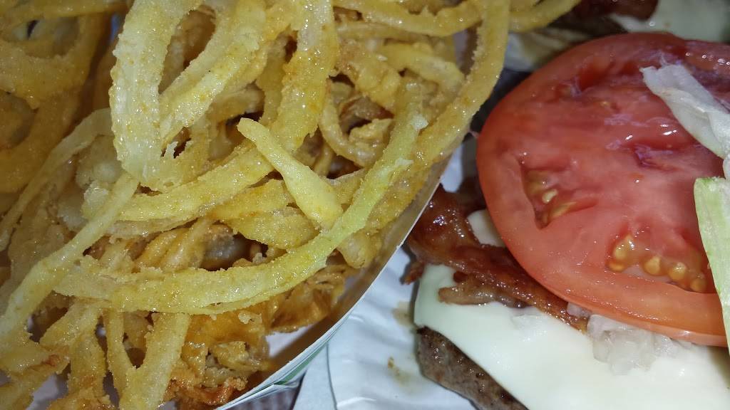 Art Bradish Stand | meal takeaway | 39 Shrewsbury St, North Grafton, MA 01536, USA | 5088393992 OR +1 508-839-3992