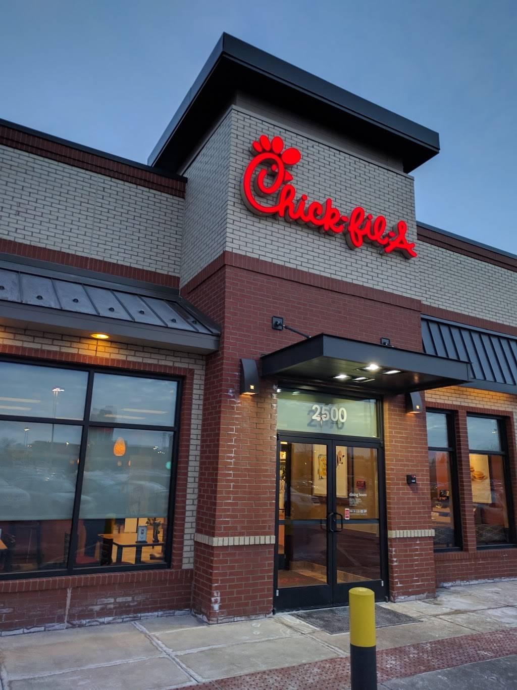 Chick-fil-A | restaurant | 2500 W 79th St, Bloomington, MN 55431, USA | 9528880488 OR +1 952-888-0488