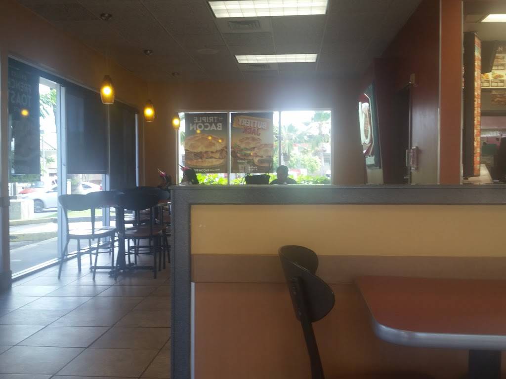 Jack in the Box | restaurant | 591 Farrington Hwy, Kapolei, HI 96707, USA | 8086749607 OR +1 808-674-9607