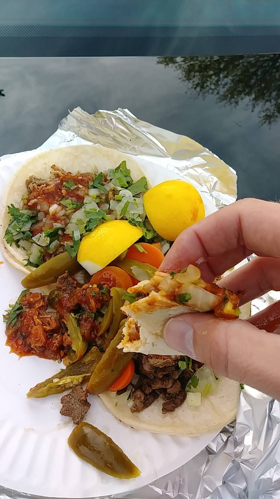 El Tonayense | restaurant | 1719 Harrison St, San Francisco, CA 94103, USA | 4155590404 OR +1 415-559-0404