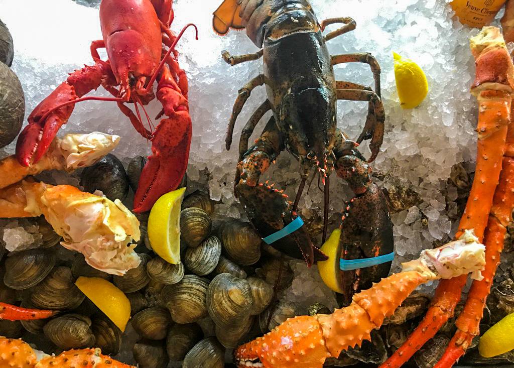 The Lobster Bar | restaurant | 31 Bowens Wharf, Newport, RI 02840, USA | 4016192890 OR +1 401-619-2890