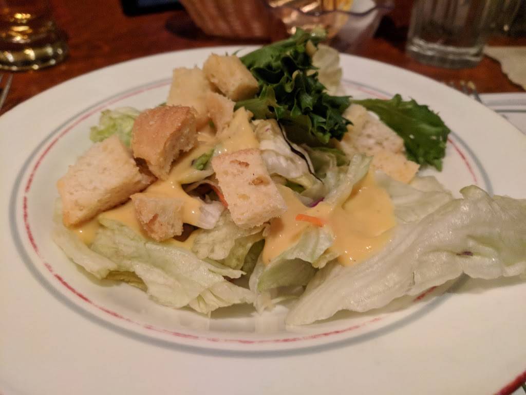 Village Supper Club | restaurant | 1725 S Shore Dr, Delavan, WI 53115, USA | 2627286360 OR +1 262-728-6360