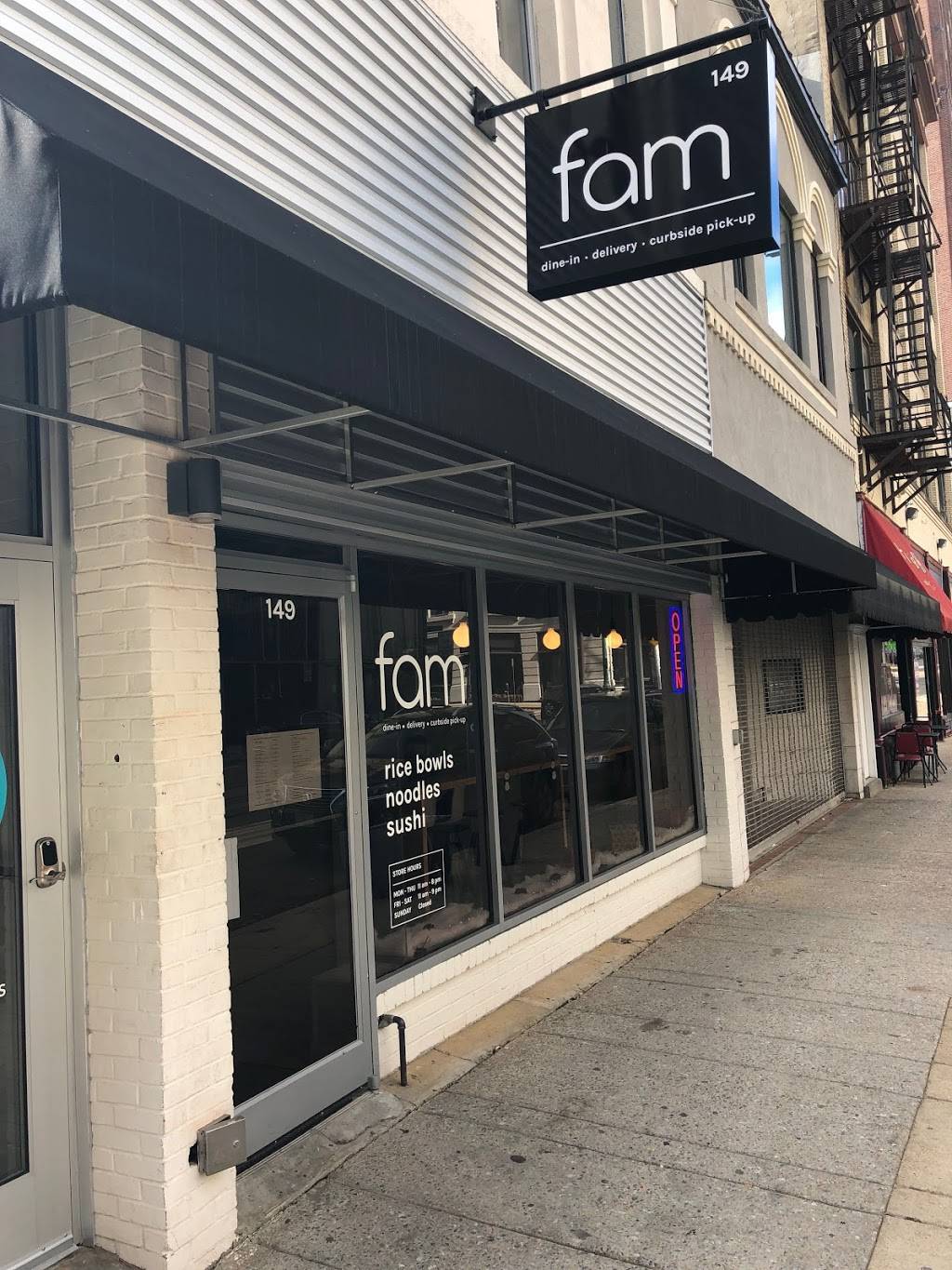 fam | restaurant | 149 Madison Ave, Memphis, TN 38103, USA | 9017016666 OR +1 901-701-6666