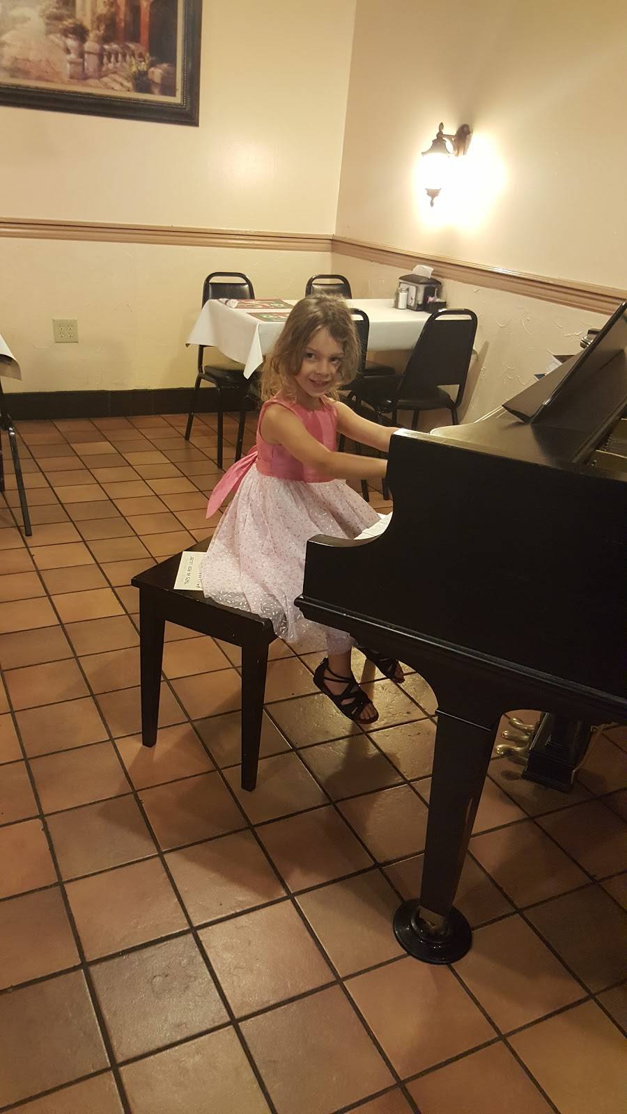 Bella Napoli Trattoria | restaurant | 848 Nazareth Pike, Nazareth, PA 18064, USA | 6107596993 OR +1 610-759-6993