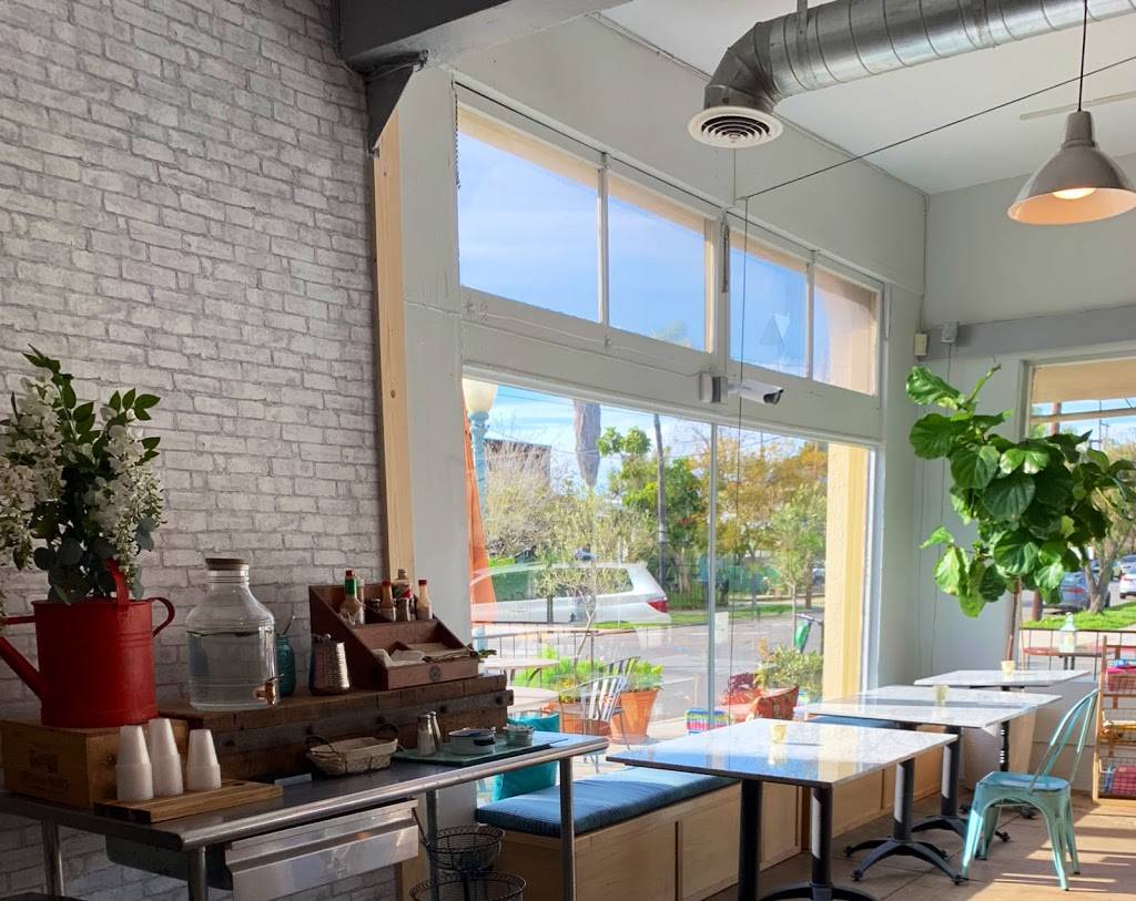 Grants Market | restaurant | 2953 Beech St, San Diego, CA 92102, USA | 6192310524 OR +1 619-231-0524