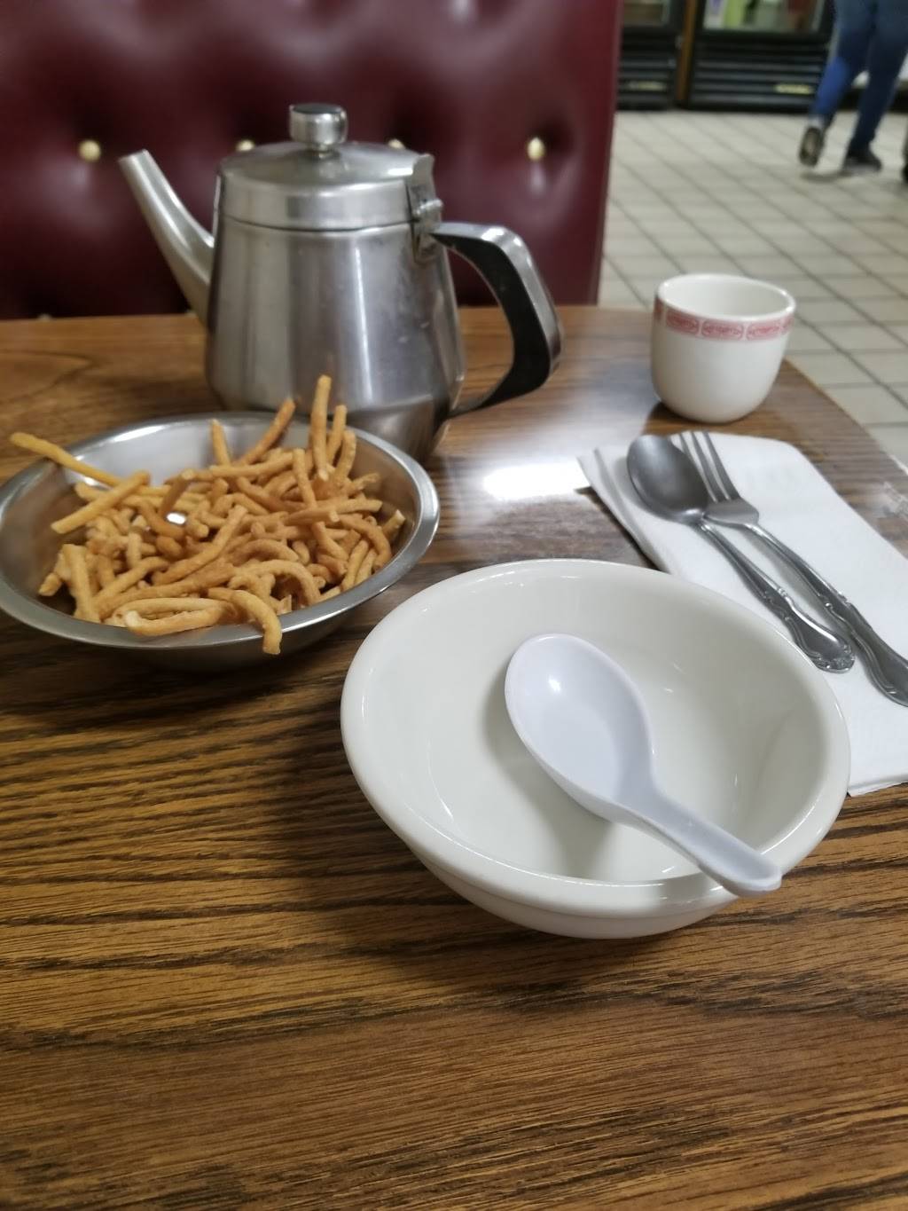 Wongs Kitchen | restaurant | 13209 Osborne St, Arleta, CA 91331, USA | 8188962828 OR +1 818-896-2828