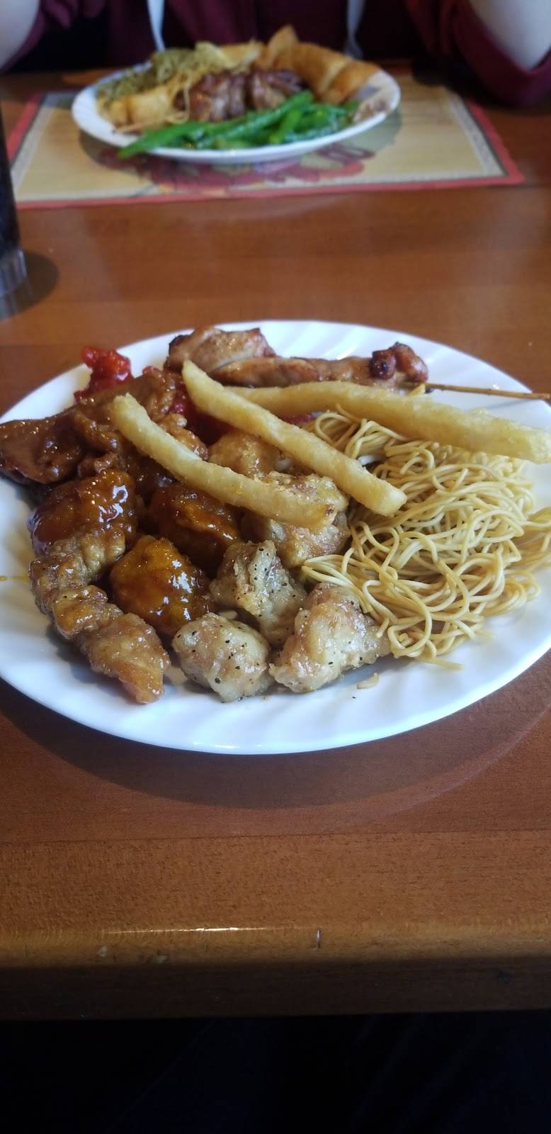 South China Buffet | restaurant | 901 Lansdowne St, Peterborough, ON K9J 1Z5, Canada | 7057413338 OR +1 705-741-3338