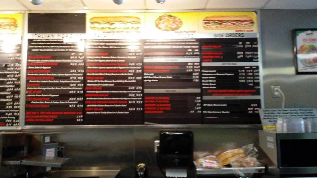 Larrys Giant Subs | restaurant | 7800 Rivers Ave Suite 1070, North Charleston, SC 29406, USA | 8435534005 OR +1 843-553-4005