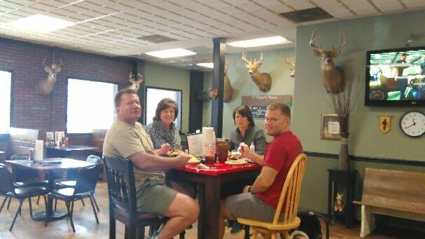 Hog Wild Barbeque | restaurant | 3749 Kings Hwy, Douglasville, GA 30135, USA | 7705775828 OR +1 770-577-5828