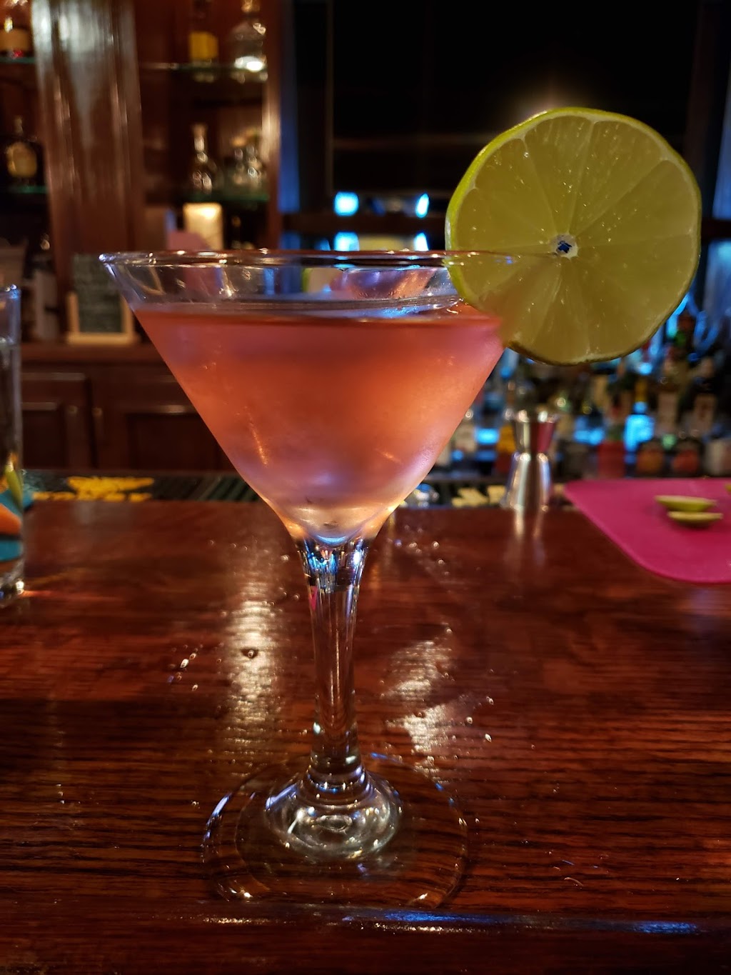 The Bee Tavern | restaurant | 29 Center St, Middletown, NY 10940, USA | 8454674138 OR +1 845-467-4138