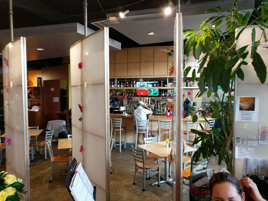 Cafe Montmartre | restaurant | 1625 Washington Plaza N, Reston, VA 20190, USA | 7039048080 OR +1 703-904-8080