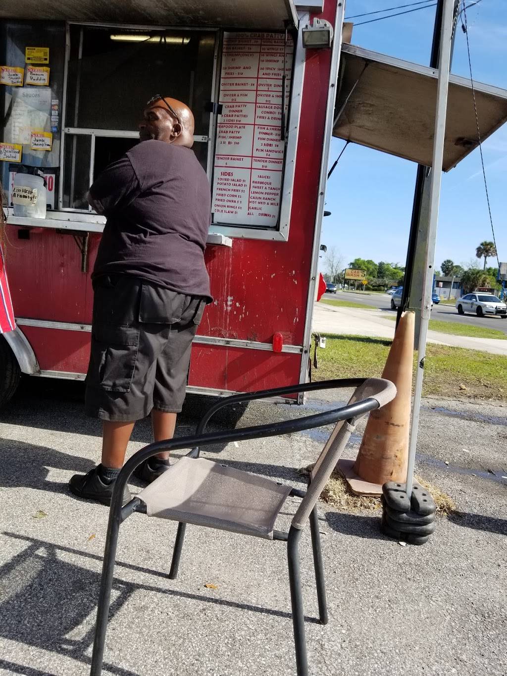 Cherry Red Food Truck...Seafood | restaurant | Lem Turner Rd, Jacksonville, FL 32208, USA | 9045257456 OR +1 904-525-7456