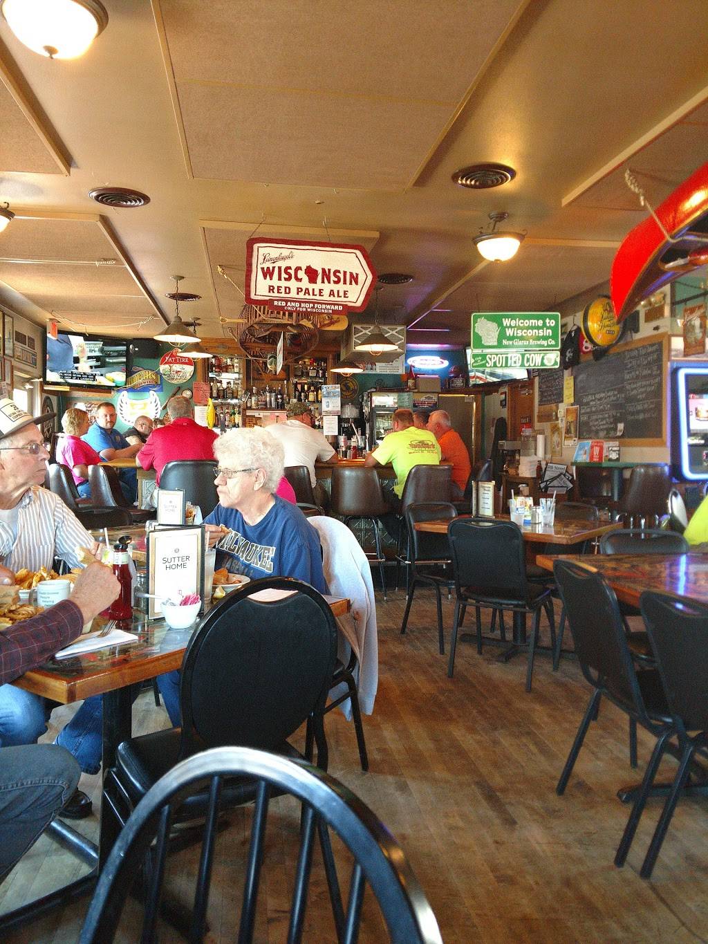 8th Street Restaurant & Saloon | restaurant | 331 N 8th St, Medford, WI 54451, USA | 7157486300 OR +1 715-748-6300