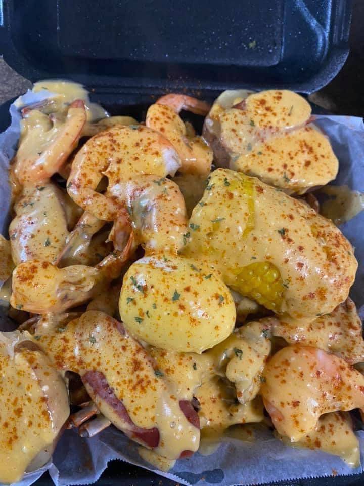 Vinnies Seafood | restaurant | 2220 Meeting St, North Charleston, SC 29405, USA | 8438054169 OR +1 843-805-4169