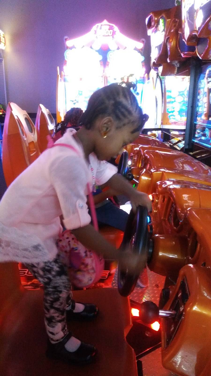 LASERTRON | restaurant | 1175 Marketplace Dr, Rochester, NY 14623, USA | 5853977447 OR +1 585-397-7447