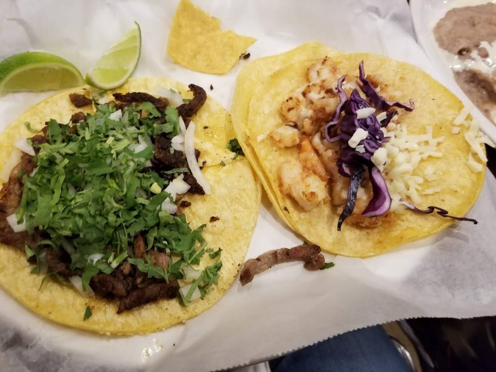 Rivers’ Mexican Cantina & Grill | restaurant | 407 Sycamore Rd, Genoa, IL 60135, USA | 8157842017 OR +1 815-784-2017