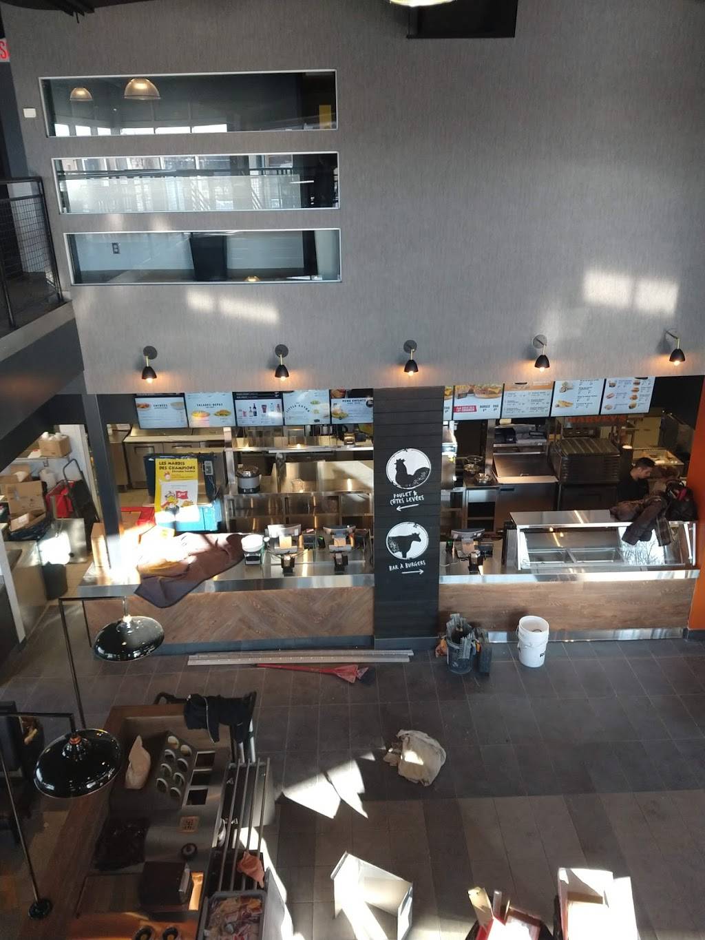 Harveys | restaurant | 4120 Boulevard LaSalle, Verdun, QC H4G 2A5, Canada | 5147611621 OR +1 514-761-1621