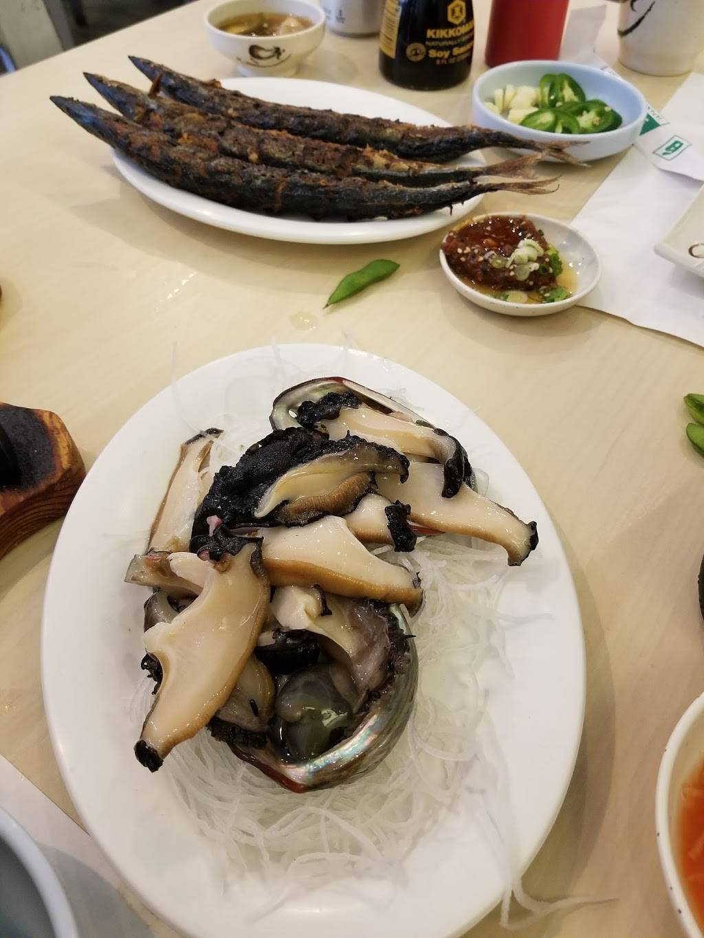 Shiroi Sushi | restaurant | 9717 Milwaukee Ave, Glenview, IL 60025, USA | 8479654166 OR +1 847-965-4166