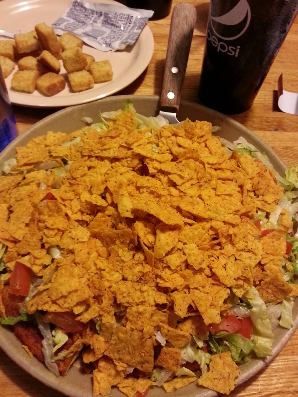 Happy Joes Pizza & Ice Cream - Geneseo | restaurant | 925 S Oakwood Ave, Geneseo, IL 61254, USA | 3099451616 OR +1 309-945-1616